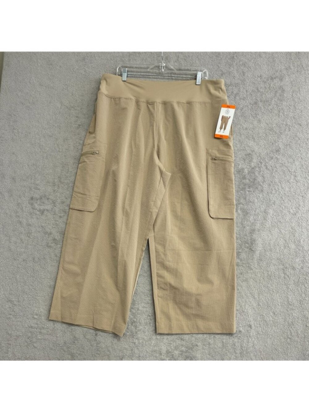 NWT Sage Collective Women's XXL Beige Cropped Wide-Leg Cargo Pants  J2101